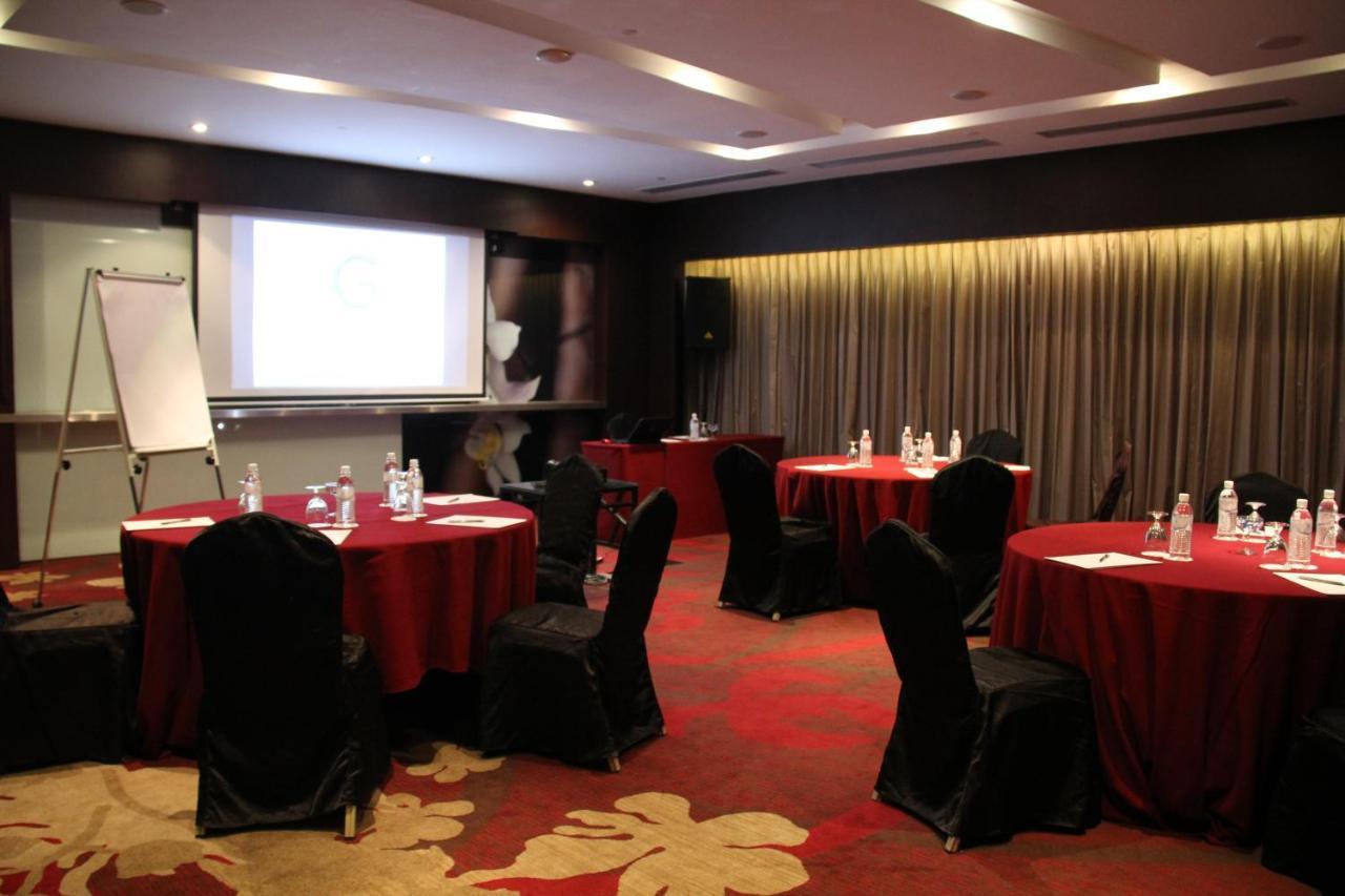 Grandis Hotels And Resorts Kota Kinabalu Exterior foto